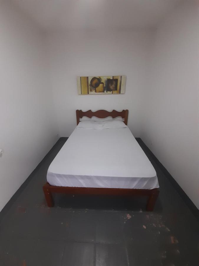Perola House Hostel Guaruja Exterior photo